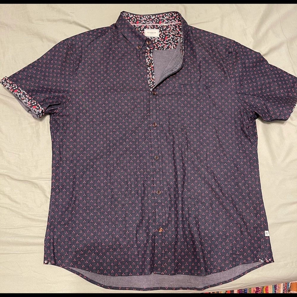 7 Diamonds chambray button down. XL